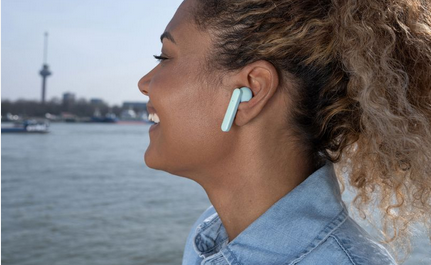 wireless bluetooth earbuds